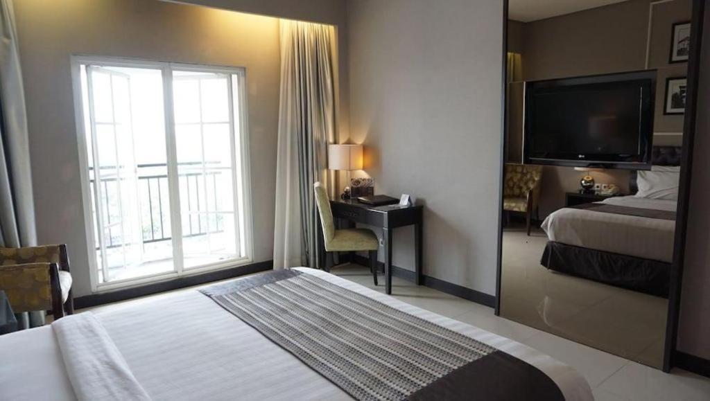 The Mirah Hotel Bogor Eksteriør billede